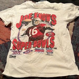 Vintage 49er’s Joe Montana t shirt